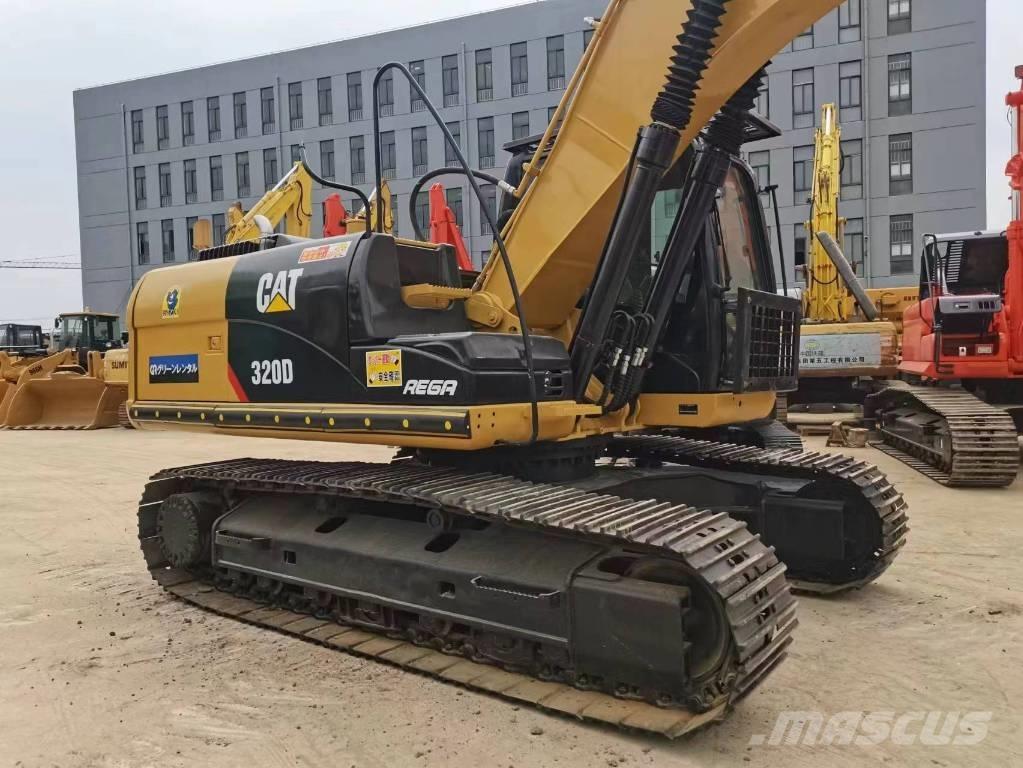 CAT 320 D Pásové rýpadlá