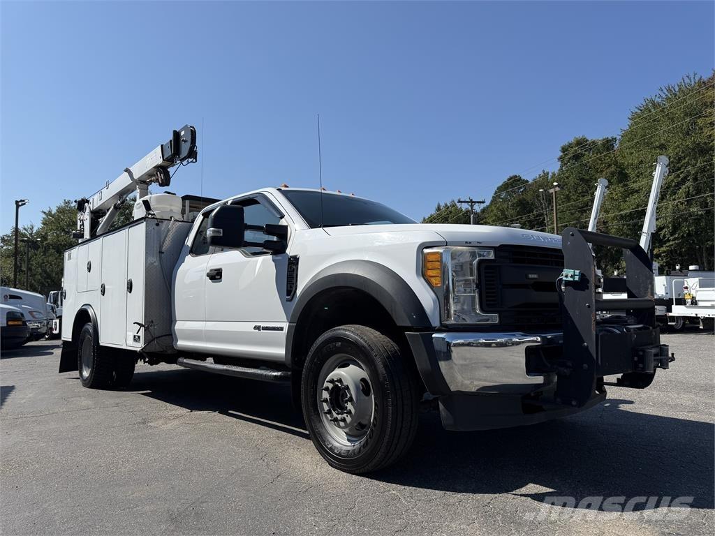 Ford F550 Komunálne / Multi-úžitkové vozidlá