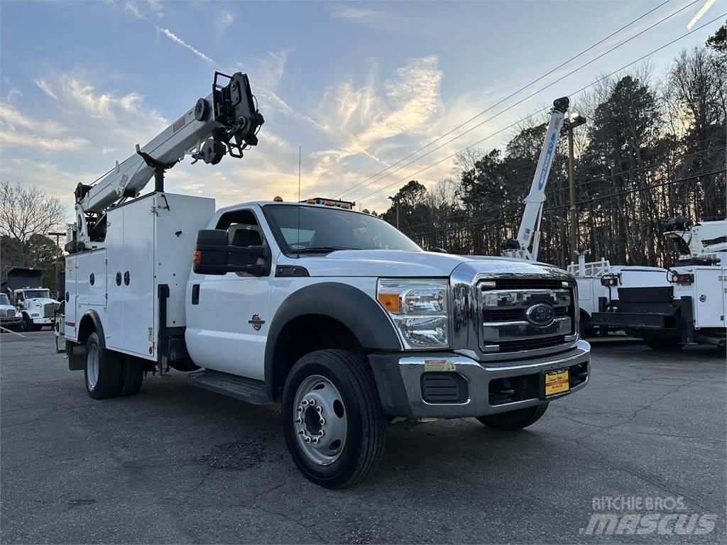 Ford F550 Komunálne / Multi-úžitkové vozidlá