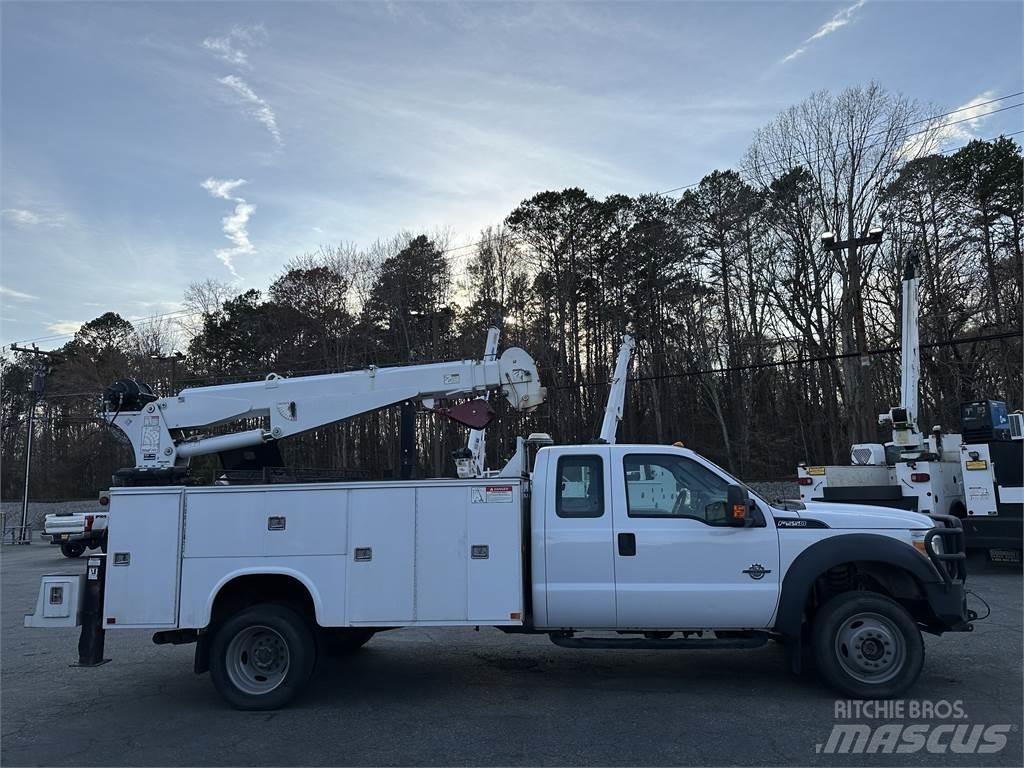 Ford F550 Komunálne / Multi-úžitkové vozidlá