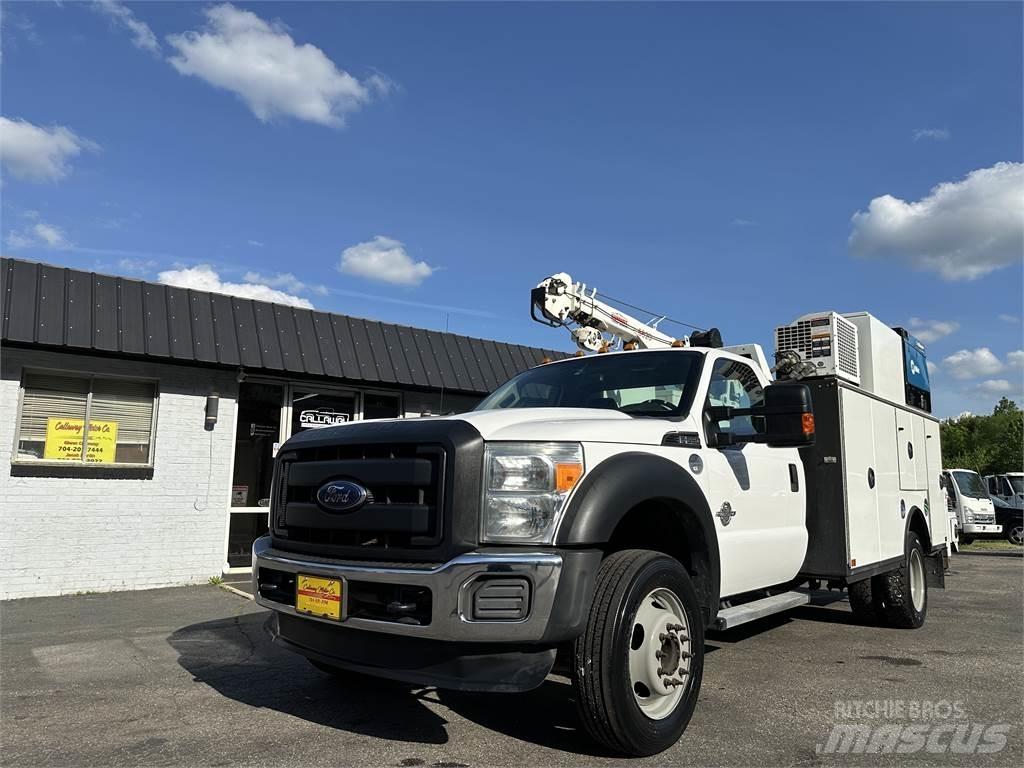 Ford F550 Komunálne / Multi-úžitkové vozidlá