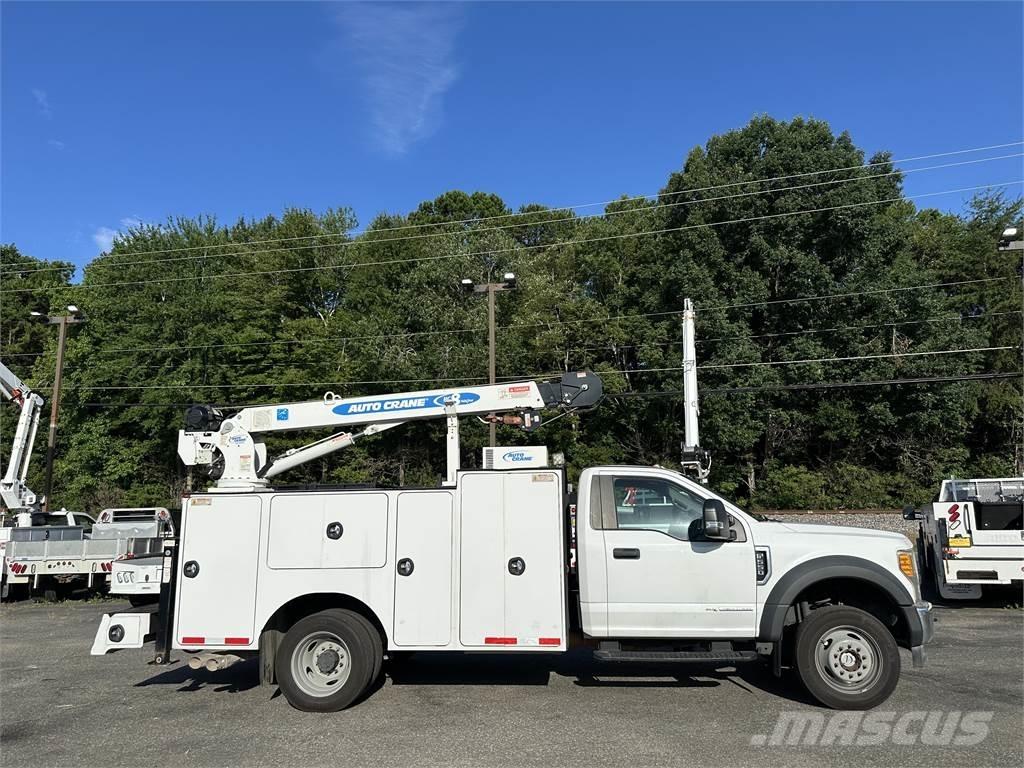 Ford F550 Komunálne / Multi-úžitkové vozidlá