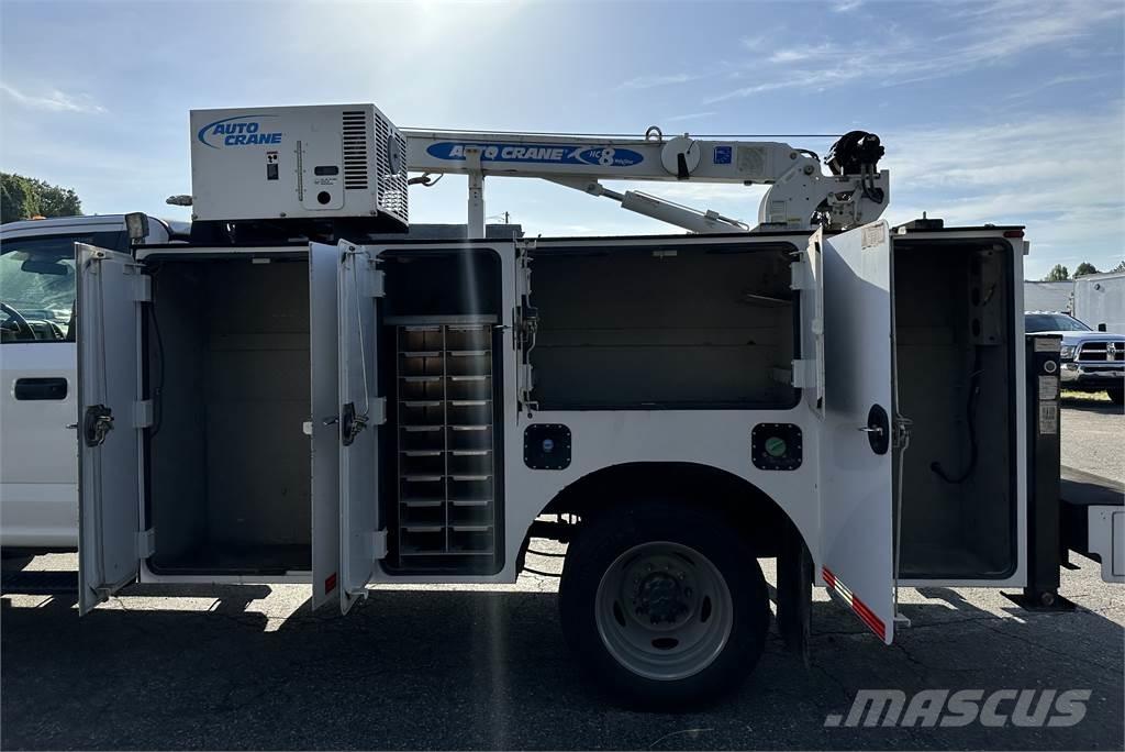Ford F550 Komunálne / Multi-úžitkové vozidlá