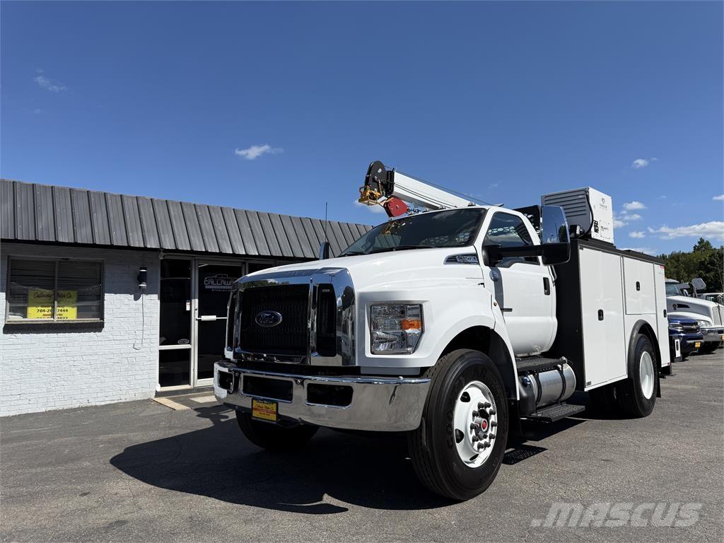 Ford F750 Komunálne / Multi-úžitkové vozidlá