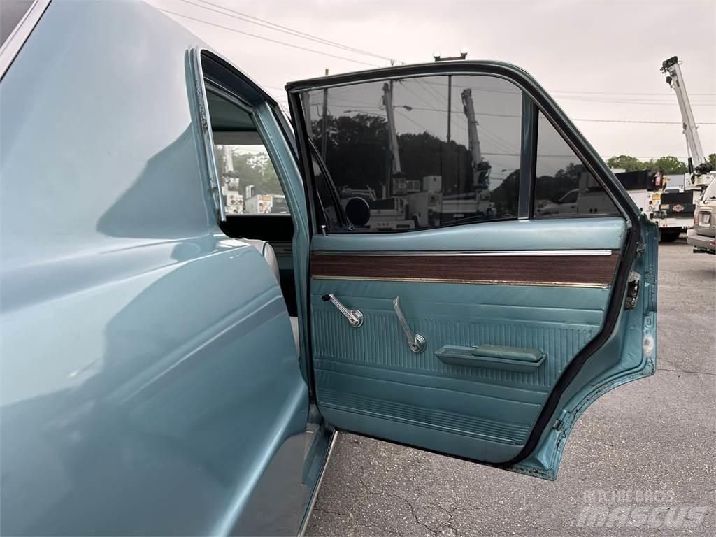 Ford FAIRLANE Ďalšie nákladné vozidlá
