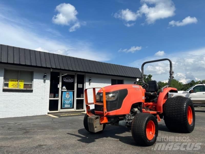 Kubota MX4700D Ťahače