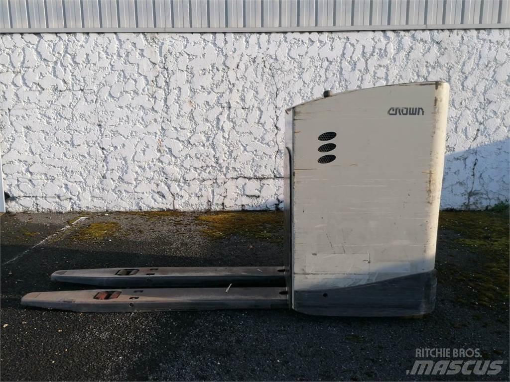 Crown RT4000 Samohybné vozíky