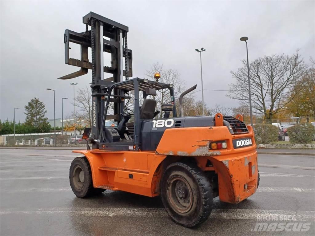 Doosan D1808-S Iné