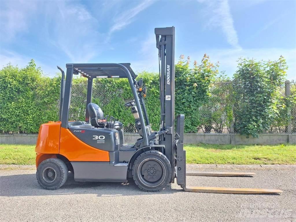 Doosan D30S 5 Iné