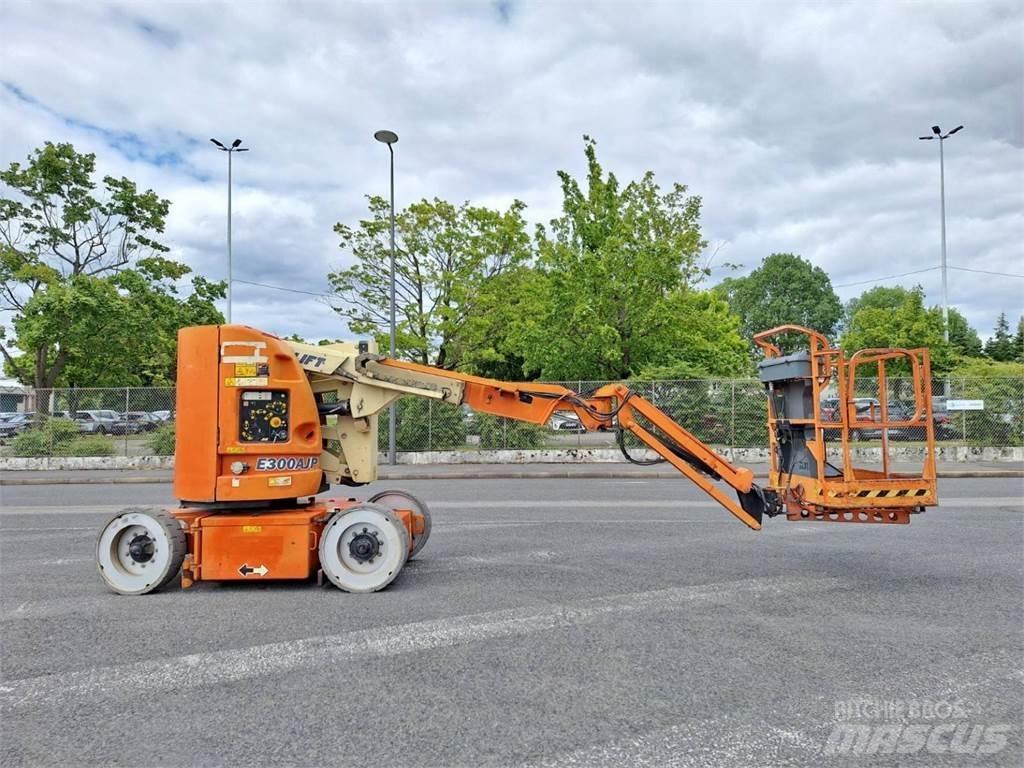 JLG E300AJP Ďalšie zdvíhacie zariadenia a plošiny