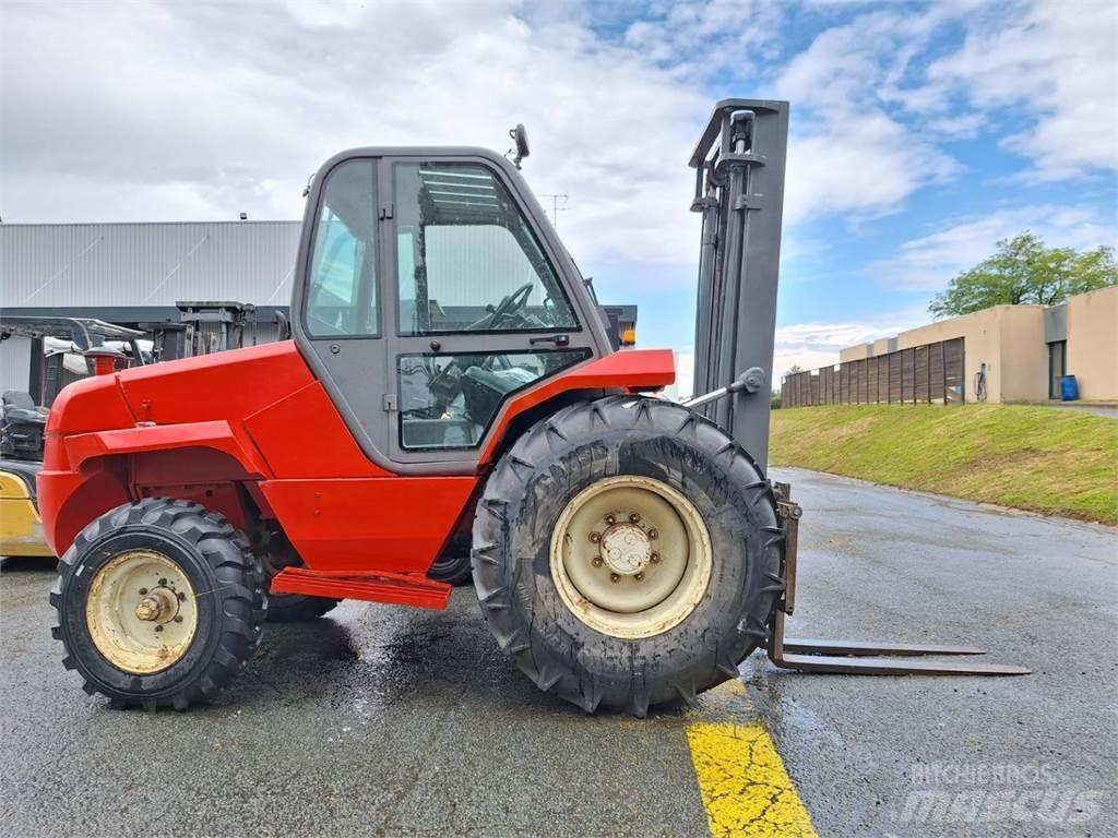 Manitou M30.2 Terénne vysokozdvižné vozíky