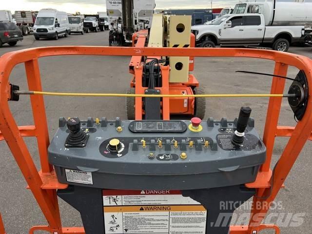 JLG E400AJP Stavebníctvo - ostatné