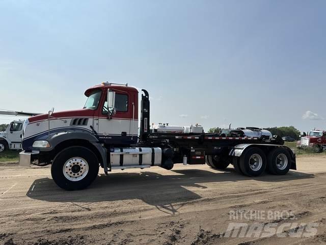 Mack GRANITE Iné