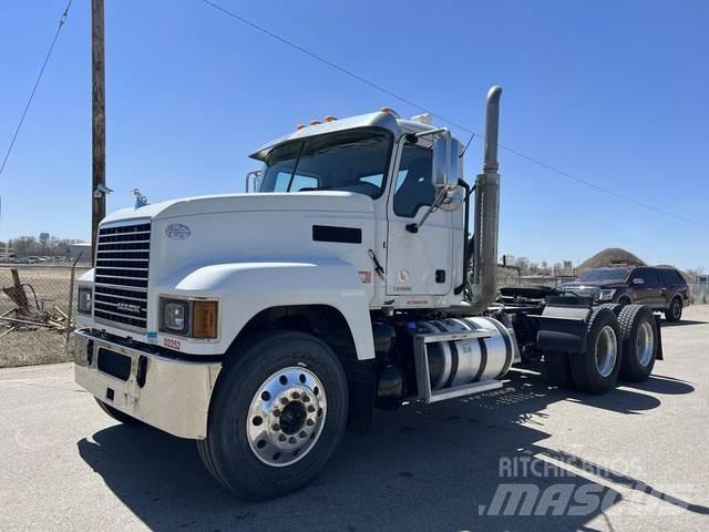 Mack PINNACLE Iné