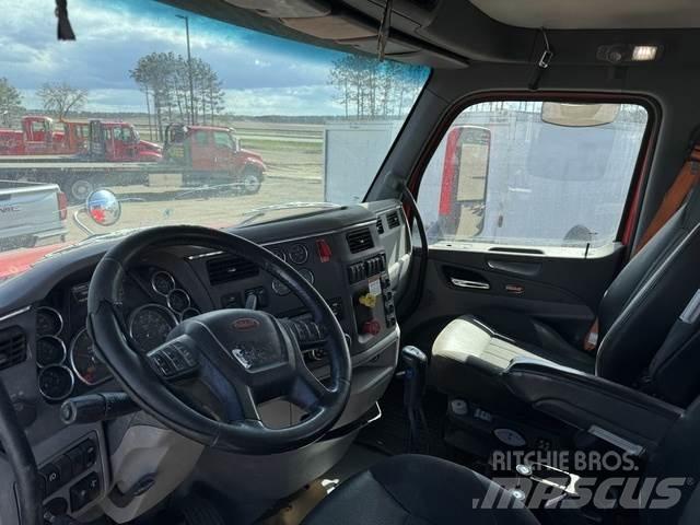Peterbilt 567 Iné