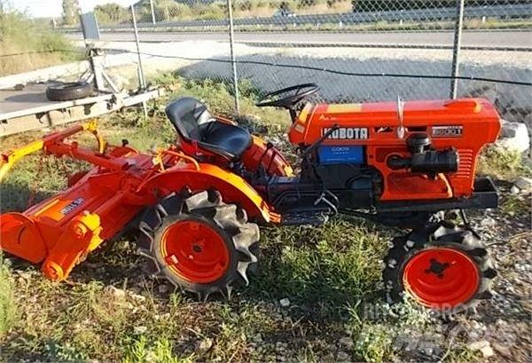 Kubota 6001 di '04 Rotačné brány a pôdne frézy