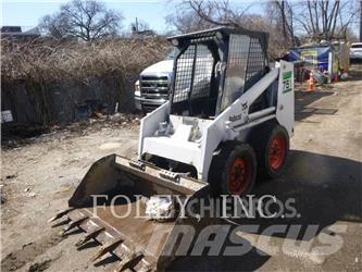Bobcat 743B Šmykom riadené nakladače