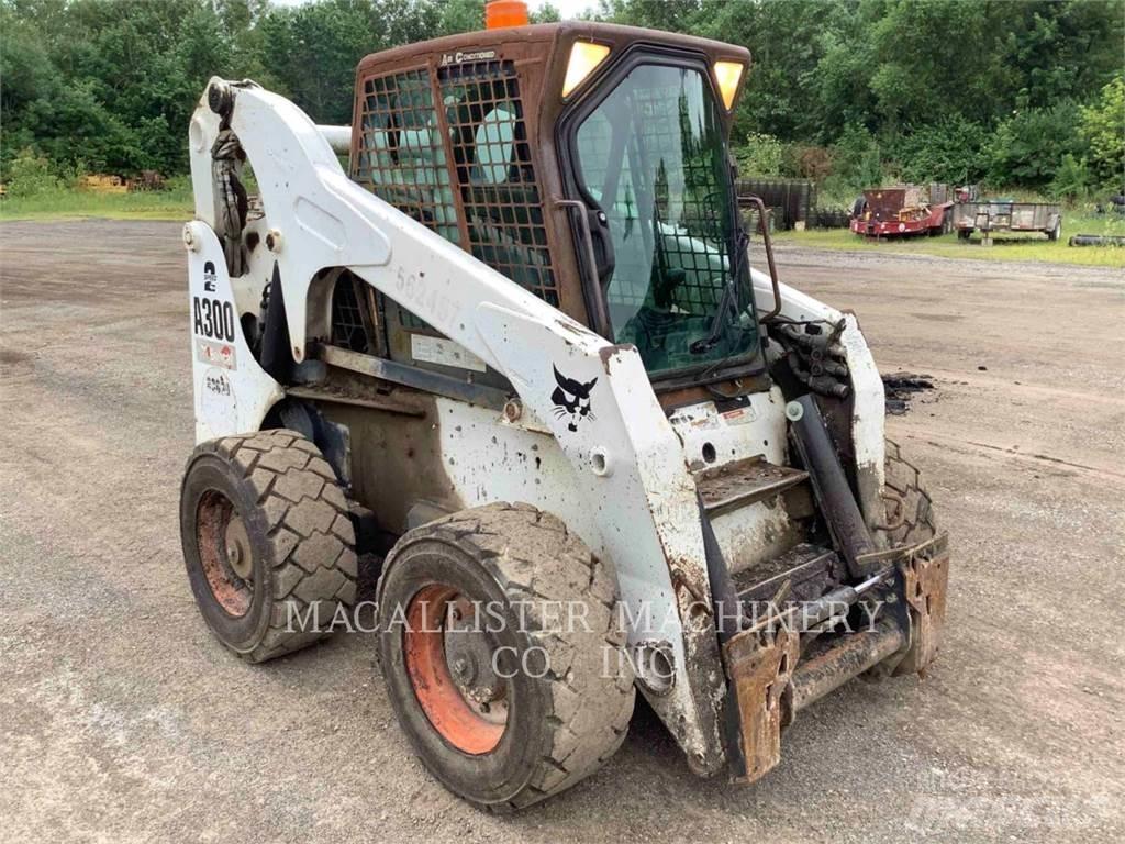 Bobcat A300 Šmykom riadené nakladače