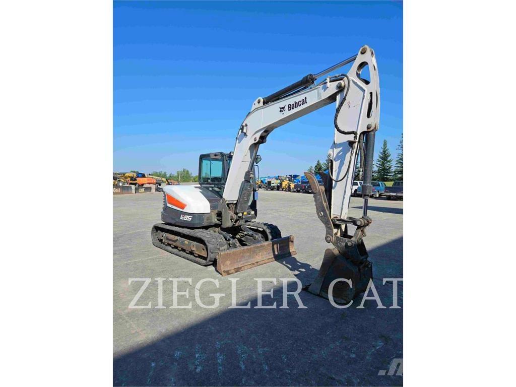 Bobcat E85 Pásové rýpadlá