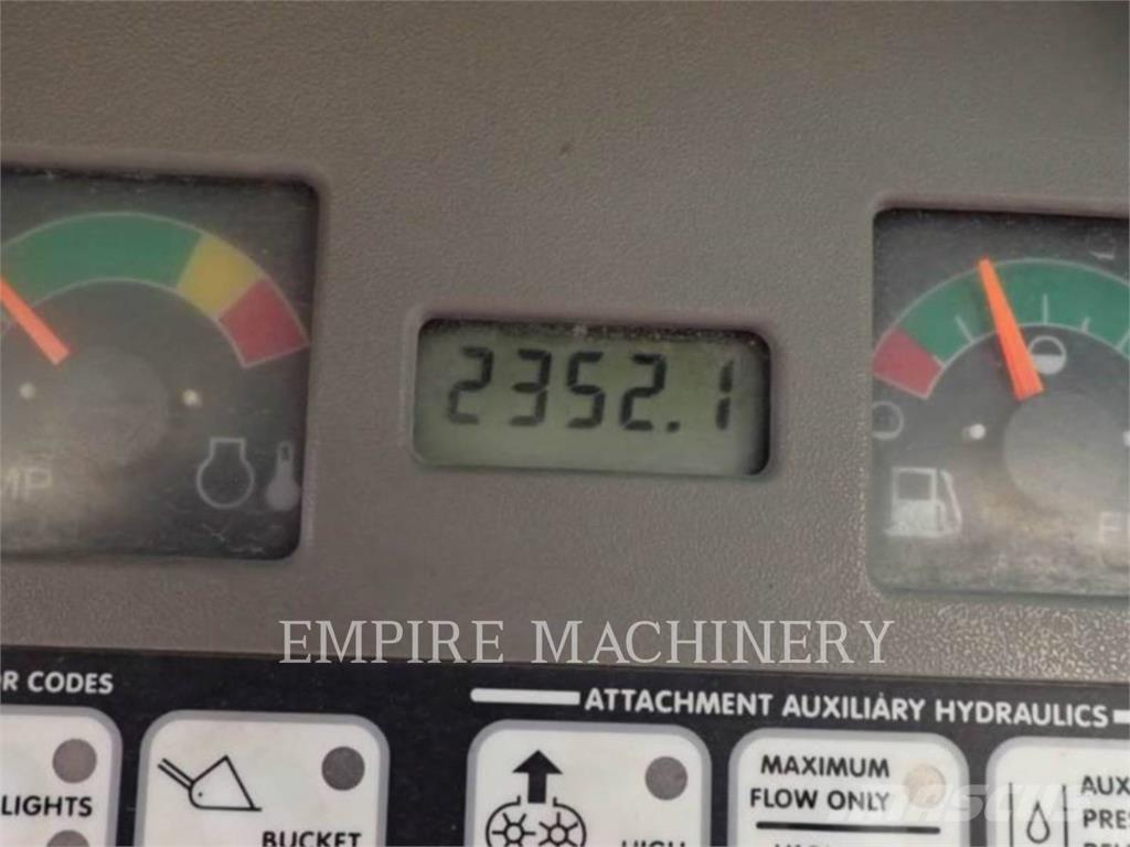 Bobcat S175 Šmykom riadené nakladače