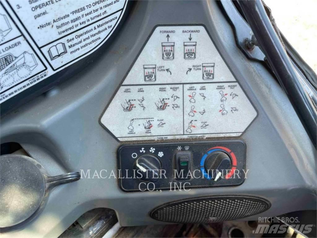 Bobcat S590 Šmykom riadené nakladače