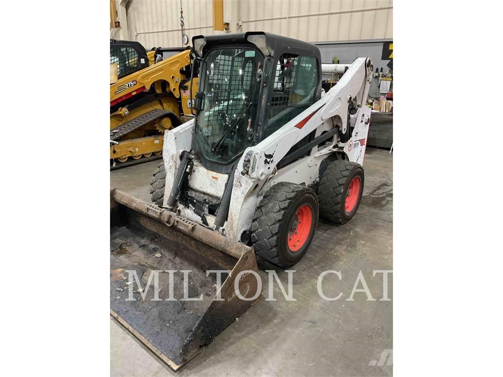 Bobcat S740 Šmykom riadené nakladače