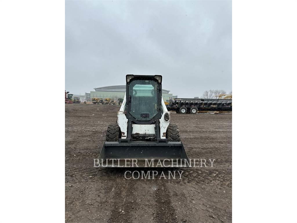 Bobcat S750 Šmykom riadené nakladače