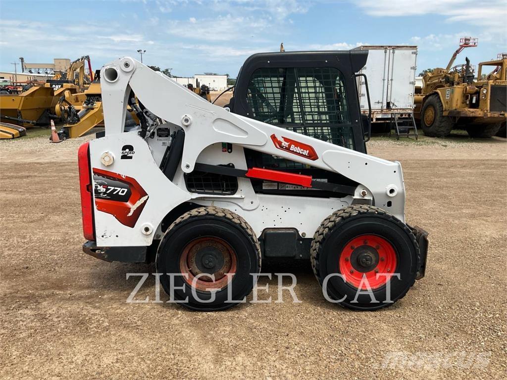 Bobcat S770 Šmykom riadené nakladače