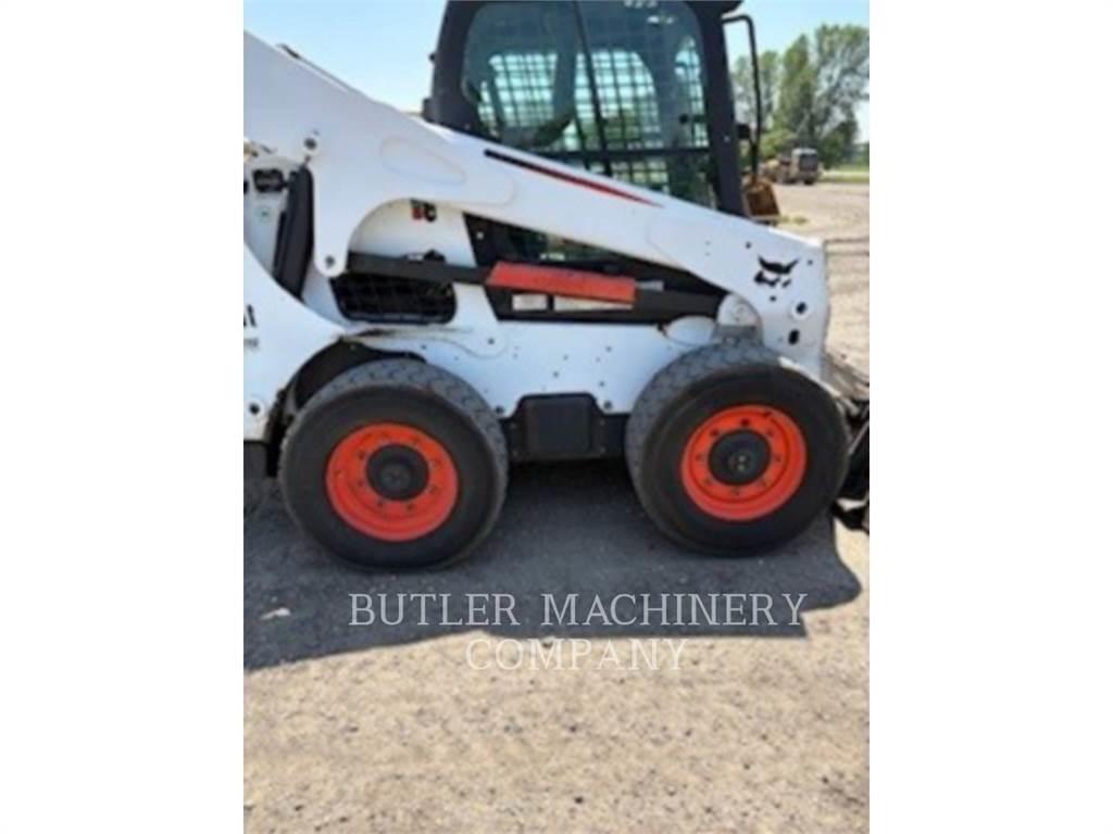 Bobcat S770 Šmykom riadené nakladače