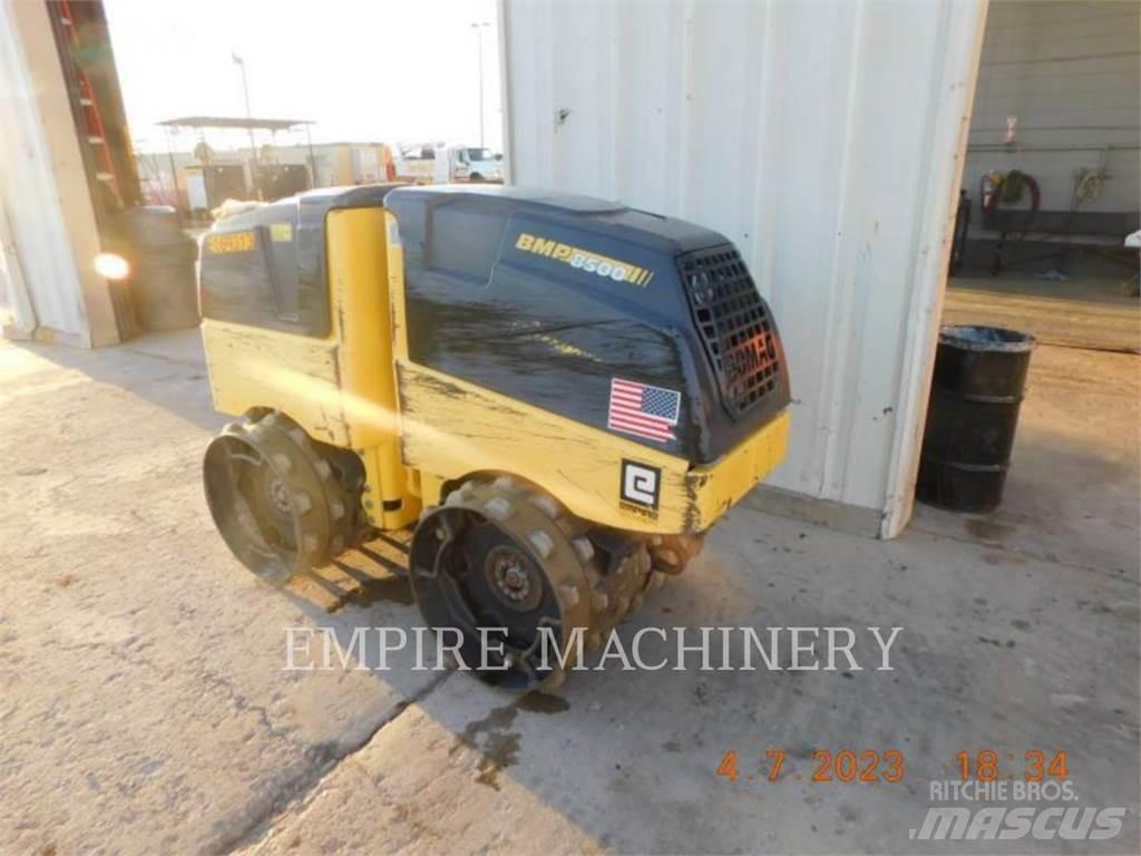Bomag BMP8500 Kolesové nakladače