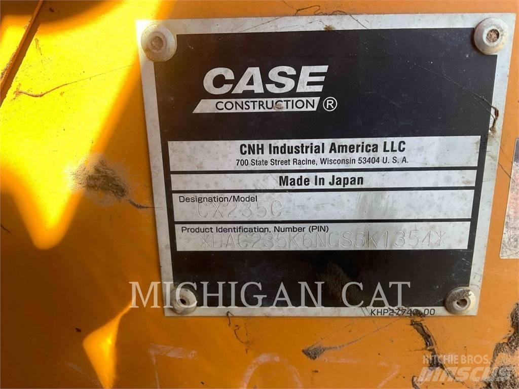 CASE CX235 Pásové rýpadlá
