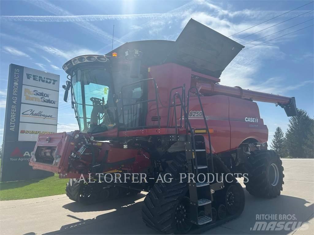 Case IH 8250 Kombinované zberacie stroje