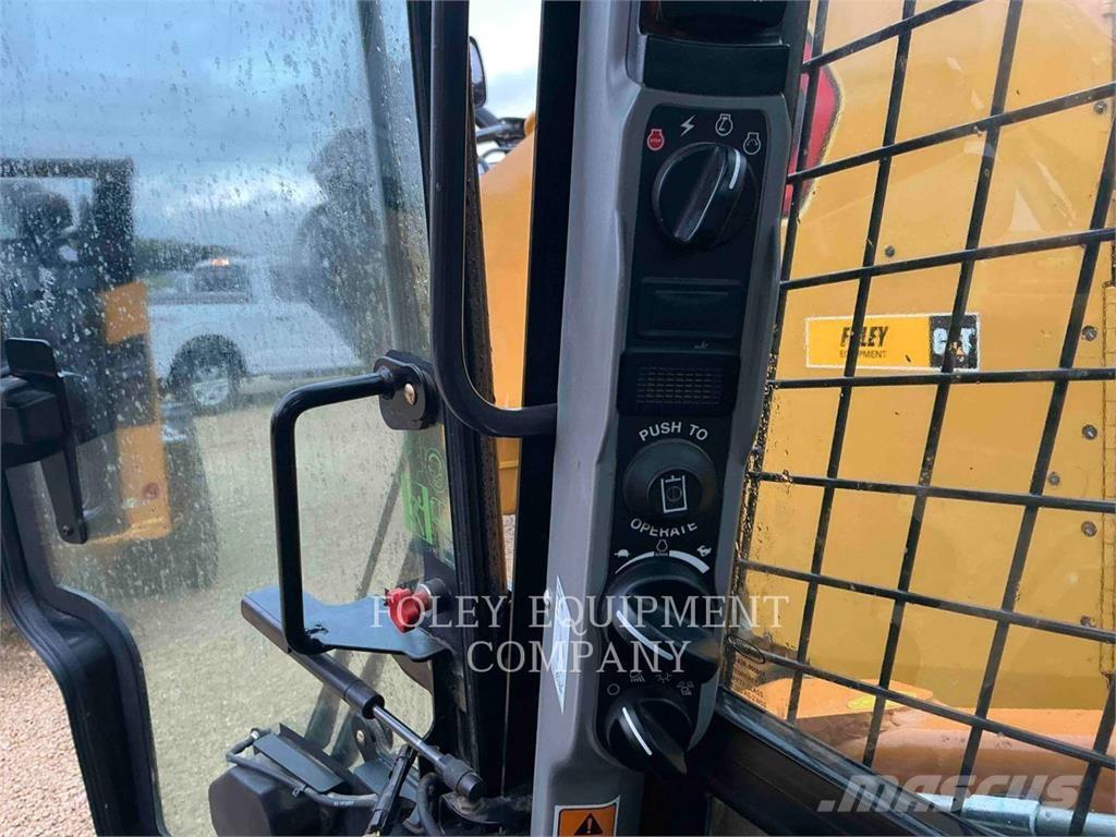 CASE SV280B Šmykom riadené nakladače