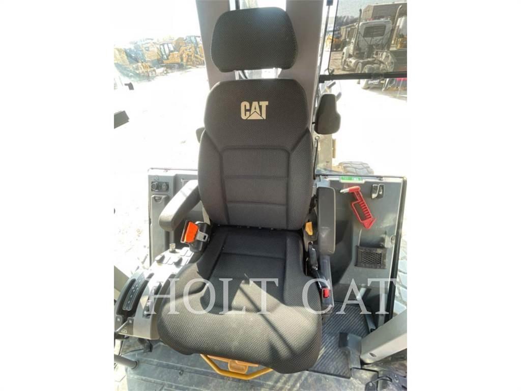 CAT 120 Grejdery