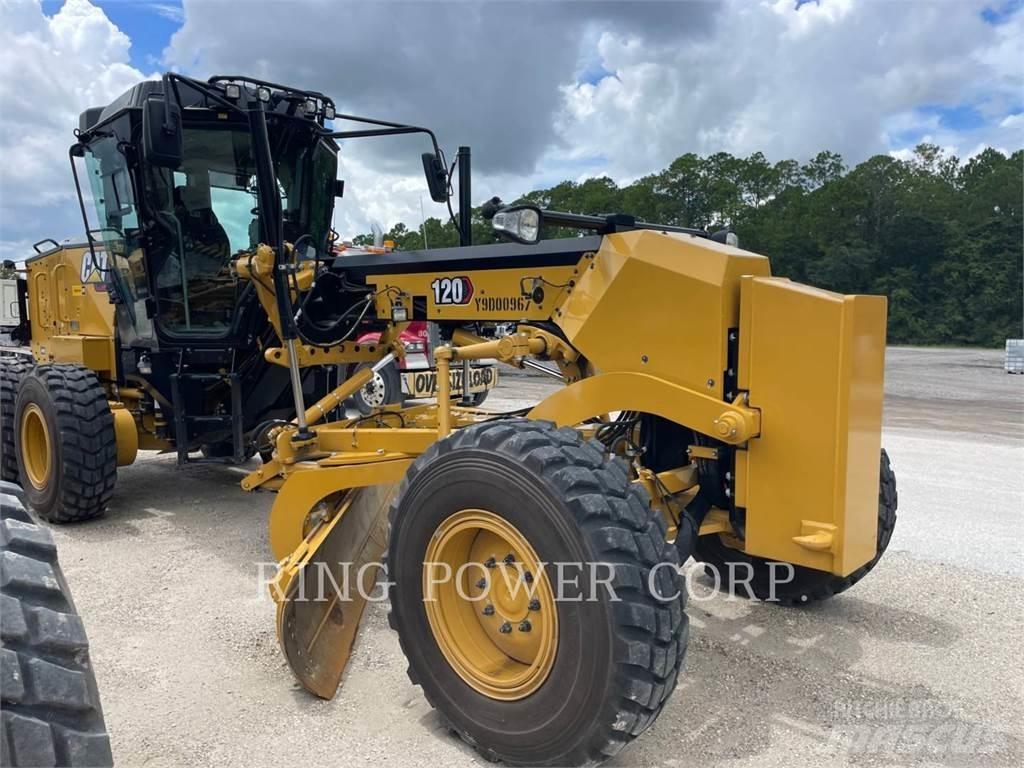 CAT 120 AWD CS Grejdery