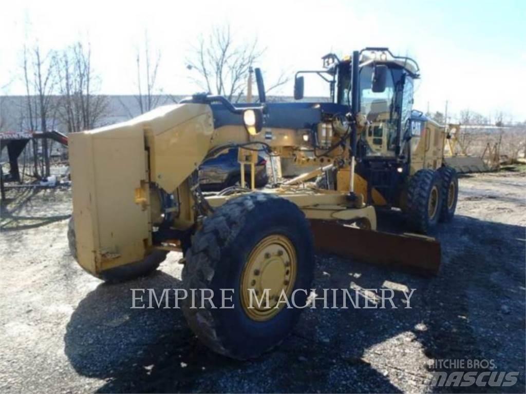 CAT 120M2 AWD Grejdery