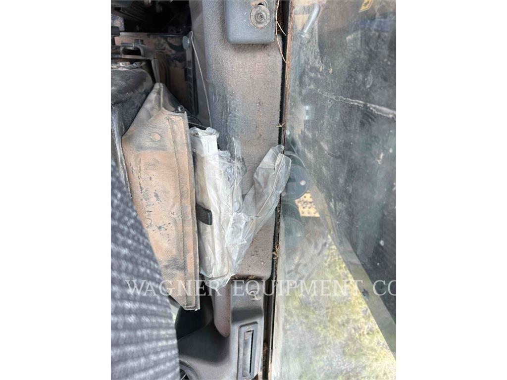 CAT 120M2 AWD Grejdery