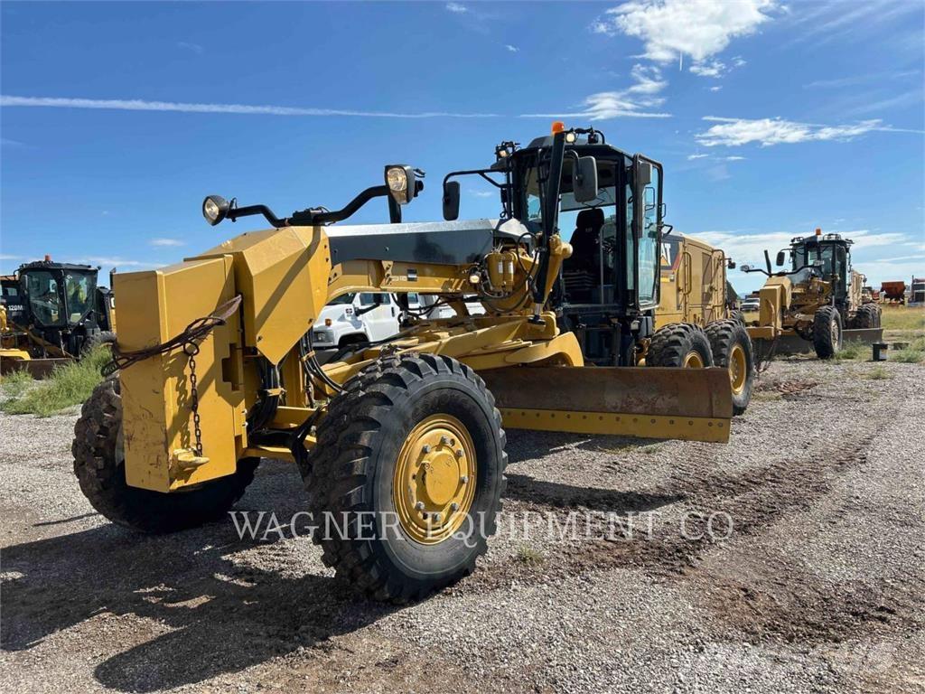 CAT 120M2 AWD Grejdery