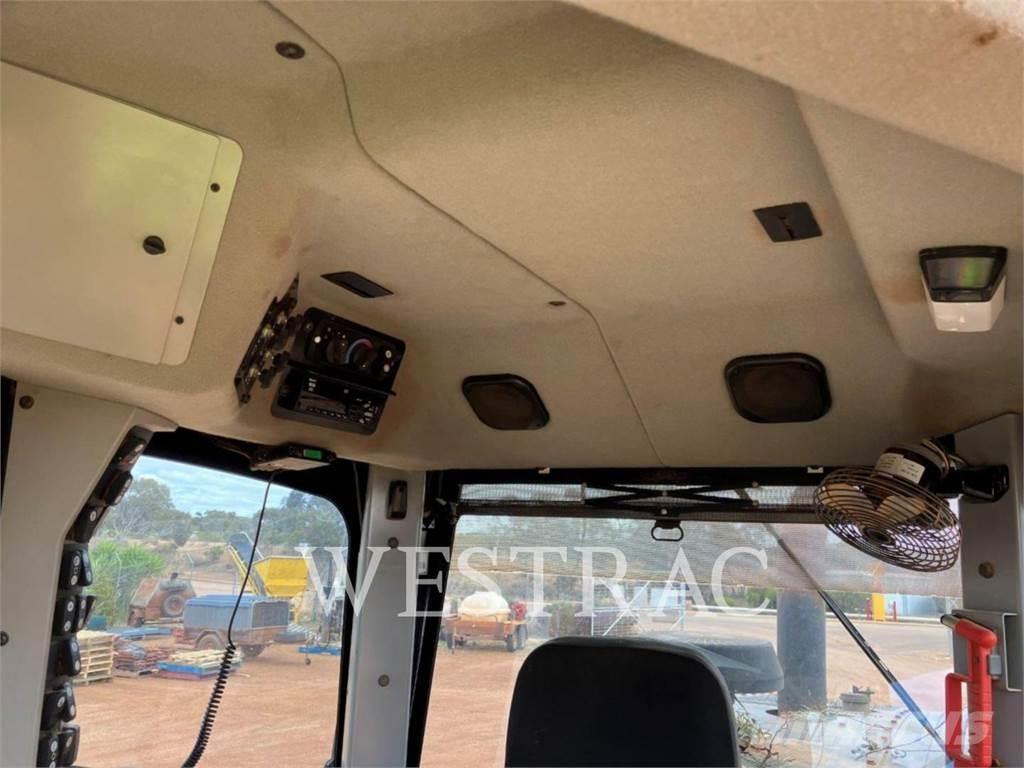 CAT 12M Grejdery