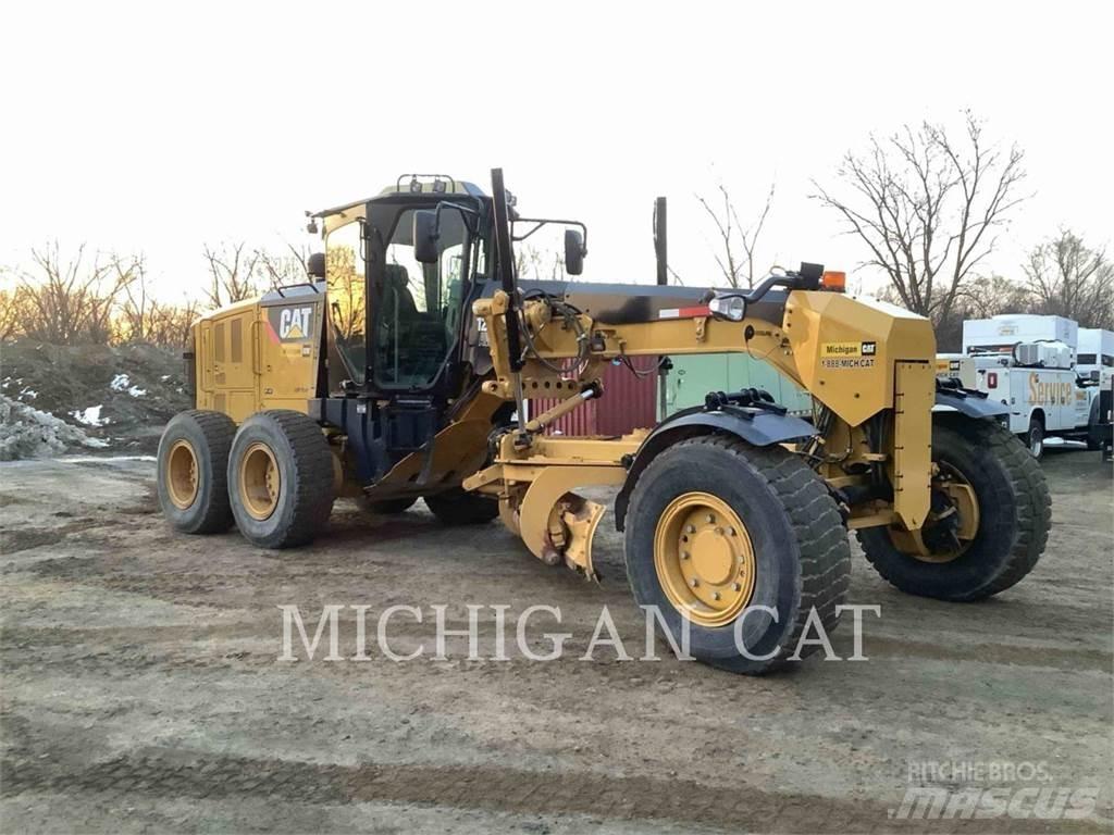 CAT 12M2 AWD Grejdery