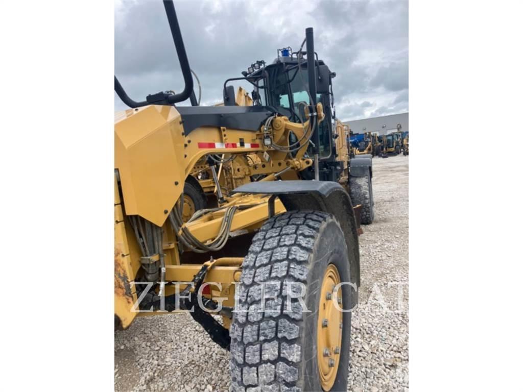 CAT 12M2AWD Grejdery