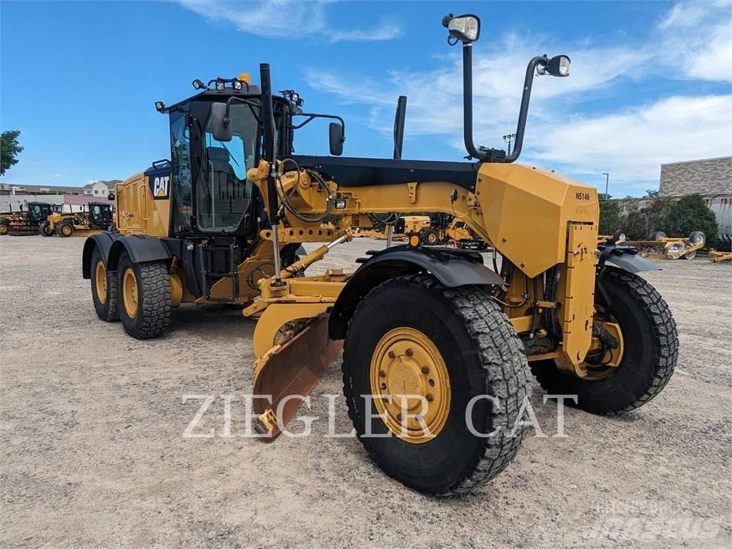 CAT 12M3AWD Grejdery