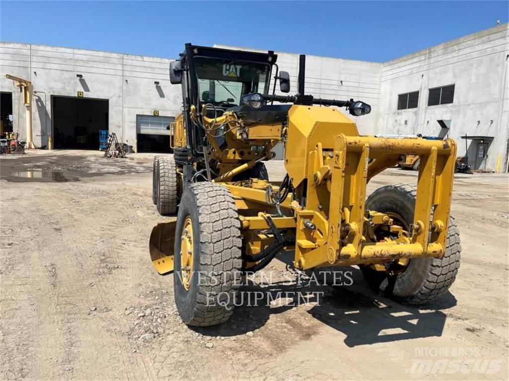CAT 140 Grejdery