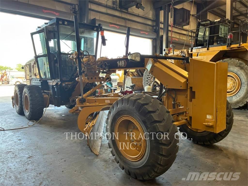CAT 140 Grejdery