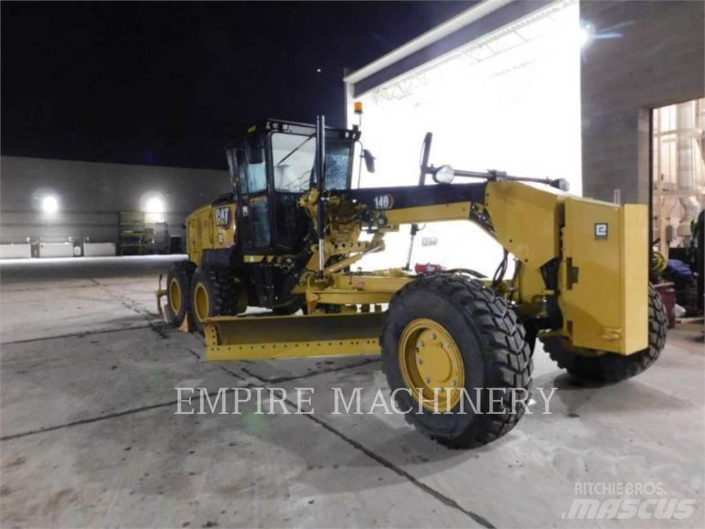 CAT 140-13 AWD Grejdery