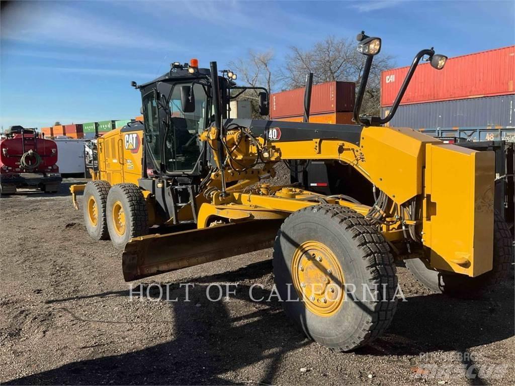 CAT 140 AWD Grejdery