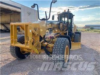 CAT 140 AWD Grejdery