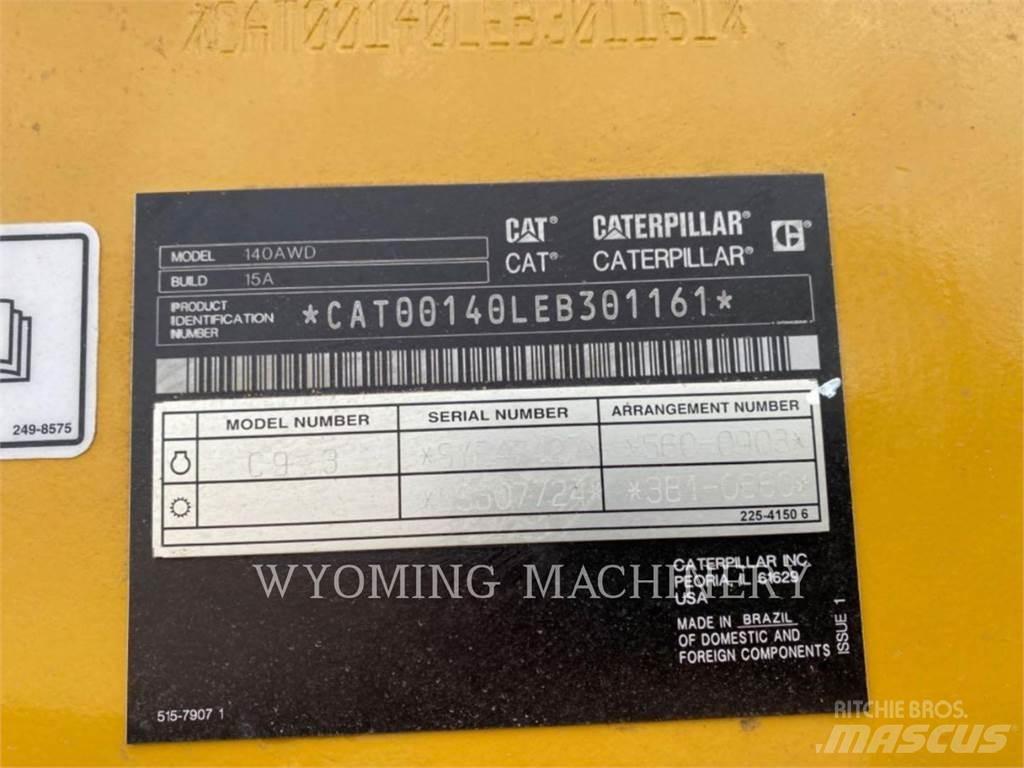 CAT 140 AWD Grejdery