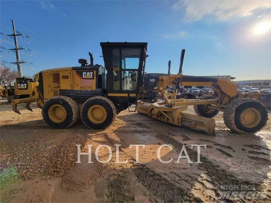 CAT 140 AWD Grejdery
