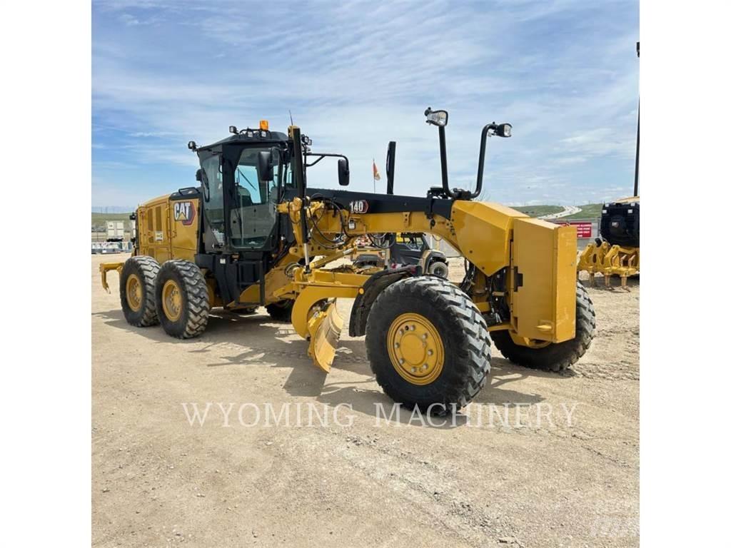 CAT 140 AWD Grejdery